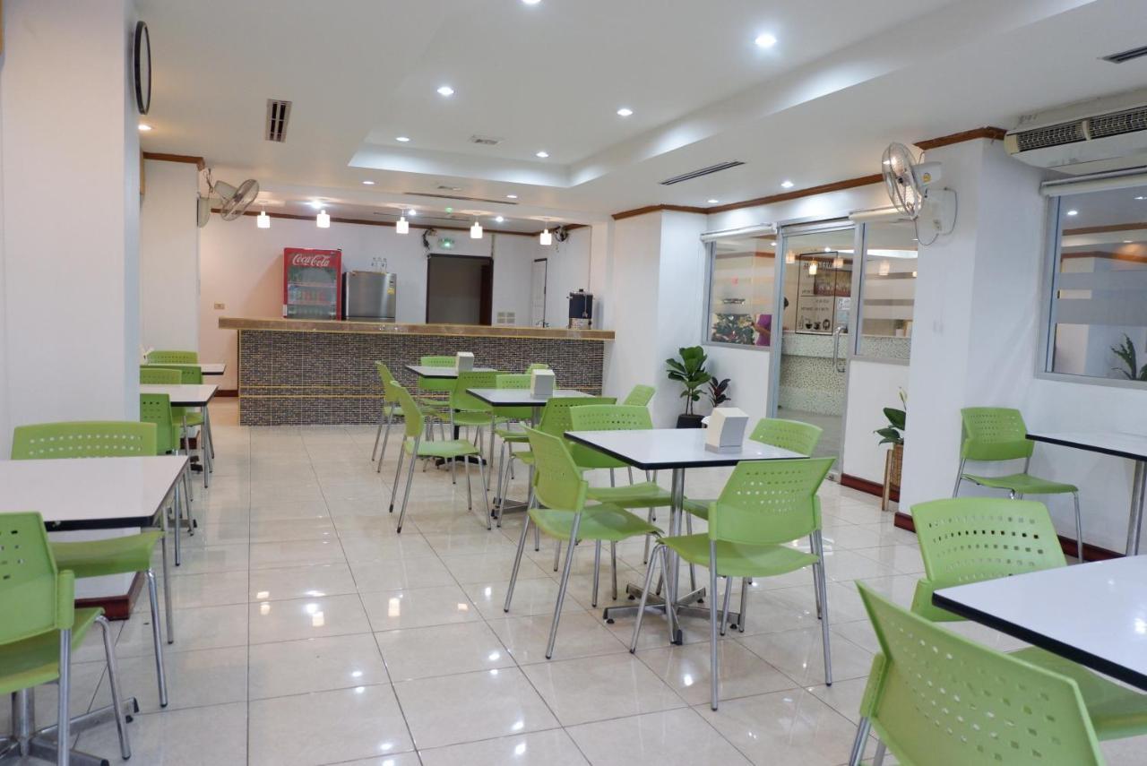 Auychai Grand Hotel Lang Suan المظهر الخارجي الصورة